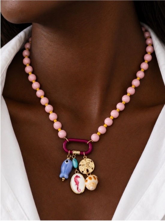 Jewelry - New! Coastal Pink Carabiner Fish Shell Necklace (4021) NWOT